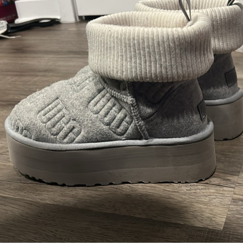 UGG Gray - image 1